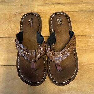 Clarks brown flip flops size 8 brown 261114055